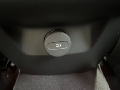2026 Volvo XC60 Plus