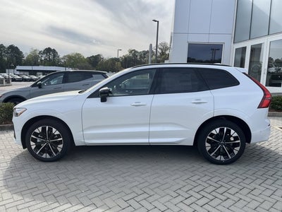 2026 Volvo XC60 Plus
