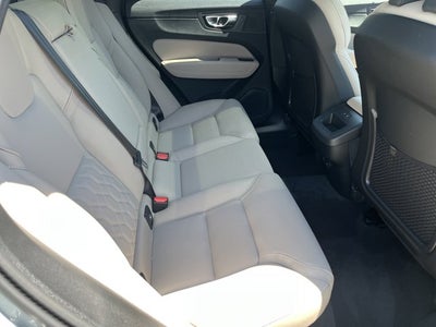 2026 Volvo XC60 Plus