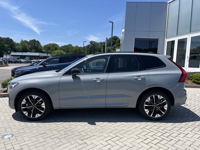 2026 Volvo XC60 Plus