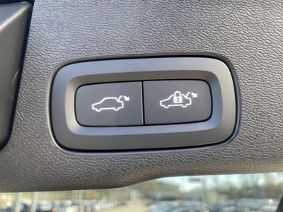 2026 Volvo XC60 Plus