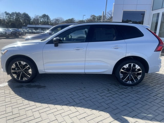 2026 Volvo XC60 Plus
