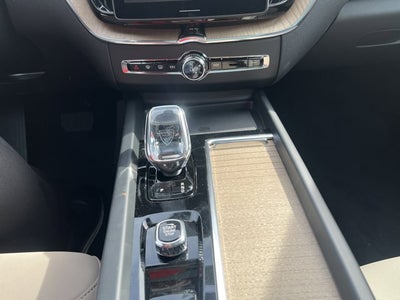 2026 Volvo XC60 Core