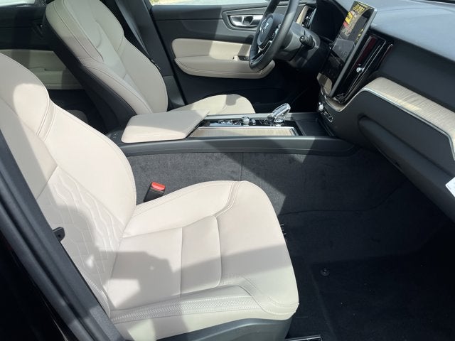 2026 Volvo XC60 Core