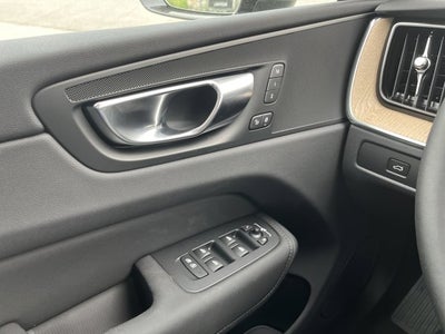 2026 Volvo XC60 Core