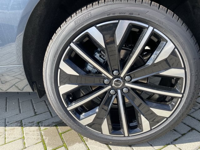 2026 Volvo XC60 Ultra