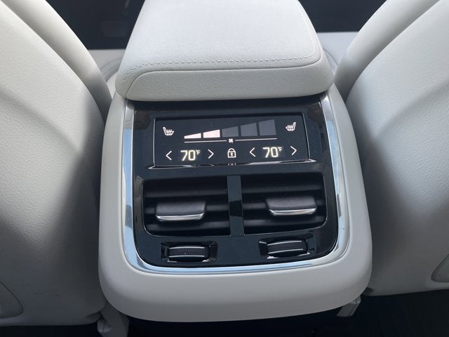 2026 Volvo XC60 Ultra