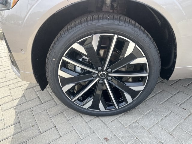 2026 Volvo XC60 Ultra